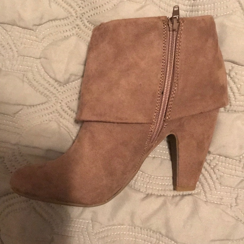 Booties - Picture 4 of 4